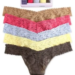 HANKY PANKY Women's Plus Size Signature Lace 5-Pk. Original Rise Thong Underwear