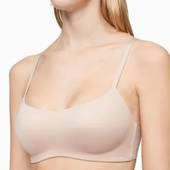 Calvin Klein Liquid Touch Lightly Lined Bralette QF5681